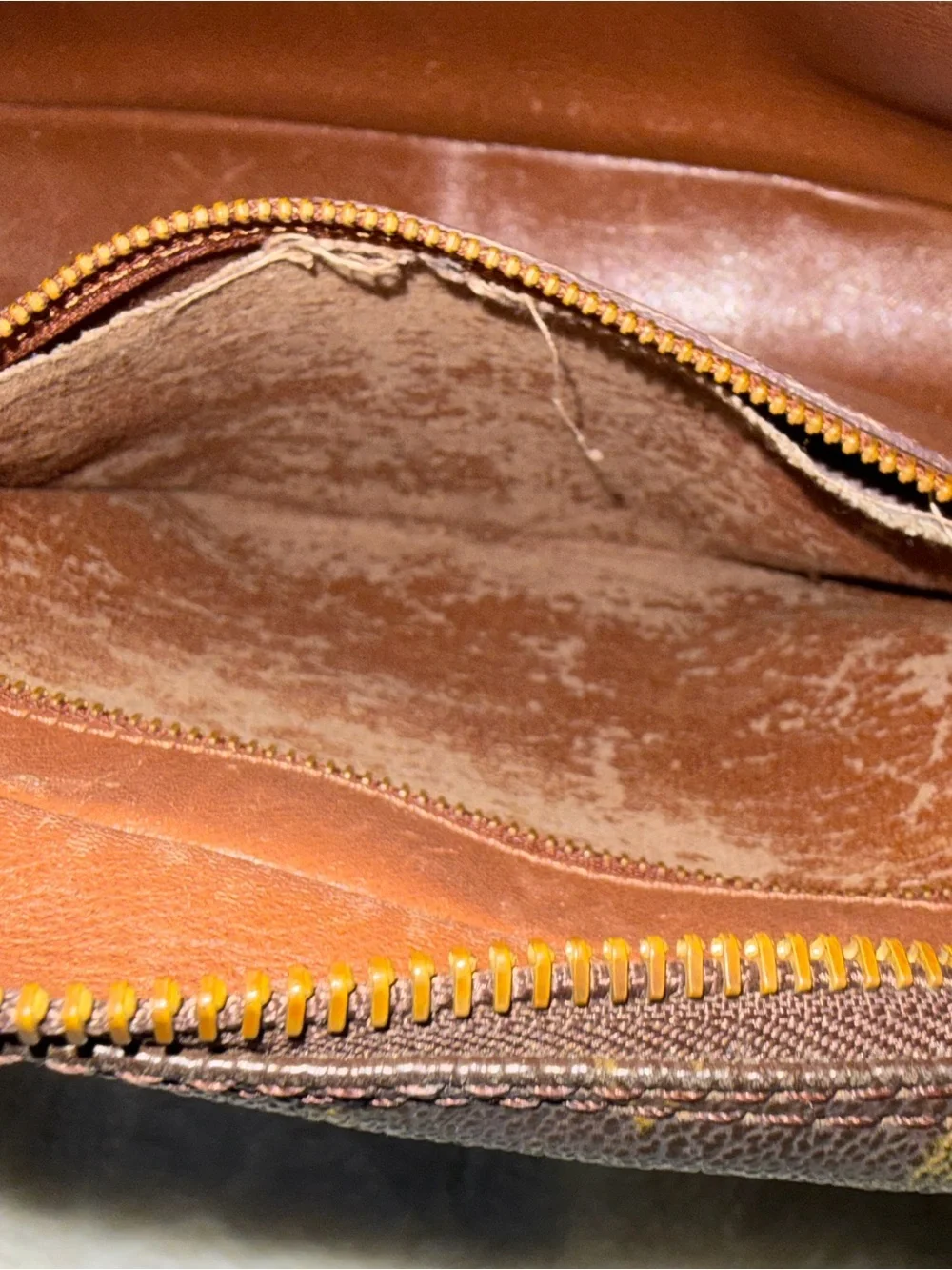 Vintage Louis Vuitton Monogram Trocadero 27 Crossbody Bag Authentic